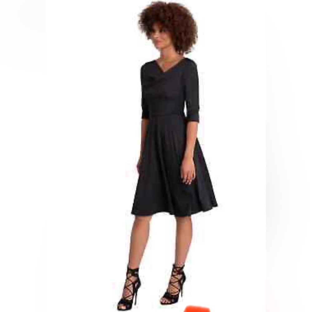 Black Halo Jackie O Swing Dress